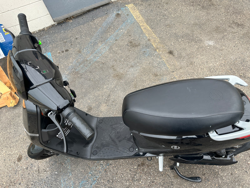 SWFT - MAXX Electric Moped Scooter w/ 38mi Max Operating Range & 19.8 mph Max Speed - Black