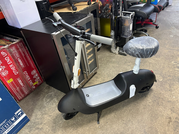 OKAI EA10 Electric Scooter with Seat | Adult Retro Style Moped | Removable Battery | Up to 25 Mile Range & 15.5 MPH | 750W